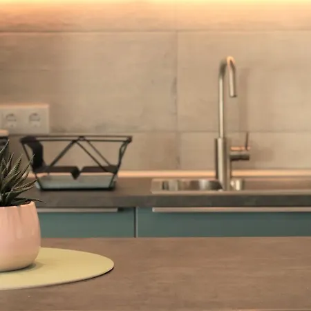 Olilou Rocha By Lovelystay Apartment